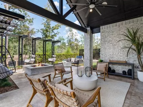 Exterior - 4675 Bridgewood Dr, Spring, TX 77386 photo 2 of 3