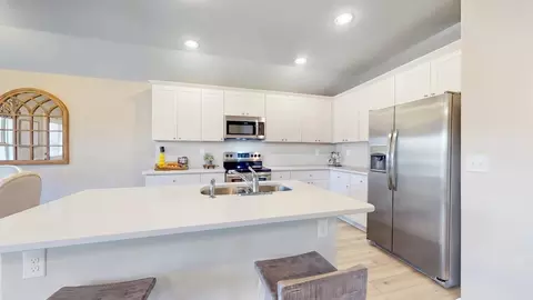 Kitchen - 20395 W 193rd Ln, Spring Hill, KS 66083 photo 1 of 5