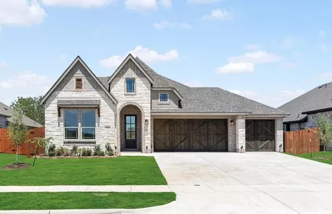 561 Red Maple Rd, Waxahachie, TX 75165