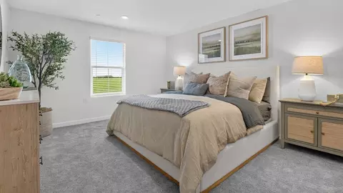 Bedroom - 5446 Calle Abrigada, Bakersfield, CA 93311 photo 1 of 2