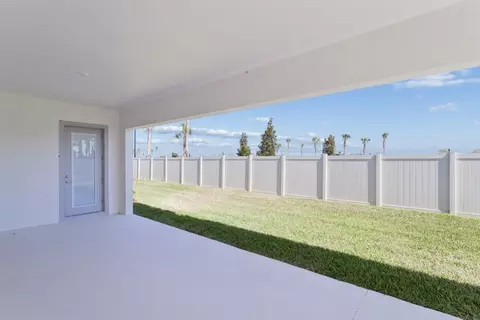 Exterior - 10908 Spring Sapling Cir, Parrish, FL 34219 photo 4 of 5