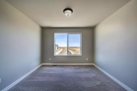 Bedroom - 13502 Arriba Dr, Peyton, CO 80831 photo 3 of 9
