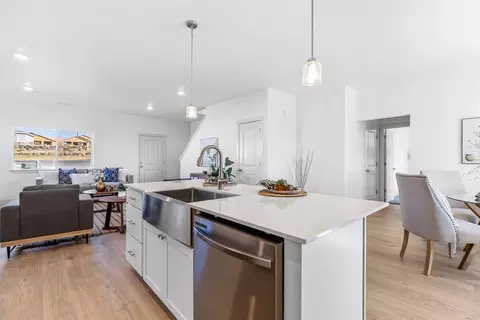 21264 SE Rosengarth Dr, Bend, OR 97702