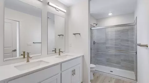 Bath - 22604 E 6th Pl, Aurora, CO 80018 photo 1 of 2