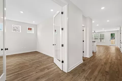 Entry Way - 3420 Winterfell Dr, Murfreesboro, TN 37129 photo 2 of 4