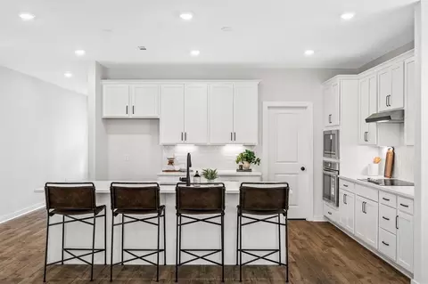Kitchen - 3420 Winterfell Dr, Murfreesboro, TN 37129 photo 2 of 7