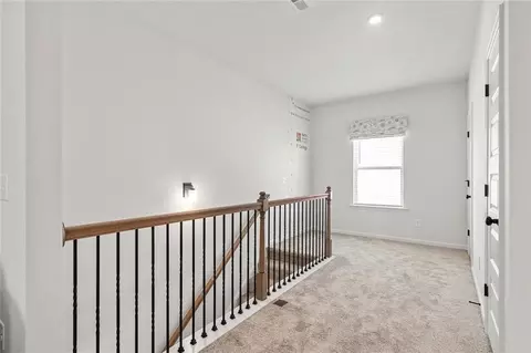 Entry Way - 200 Rory Dr, Calhoun, GA 30701 photo 7 of 14