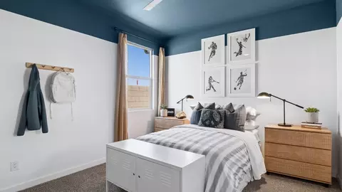 Bedroom - 2667 W Sentiero Ave, Apache Junction, AZ 85120 photo 7 of 19