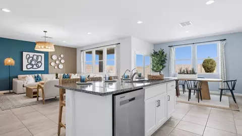Kitchen - 2667 W Sentiero Ave, Apache Junction, AZ 85120 photo 3 of 9