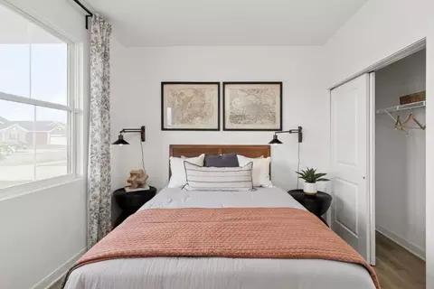 Bedroom - 377 Four Seasons Loop, Delaware, OH 43015 photo 5 of 5
