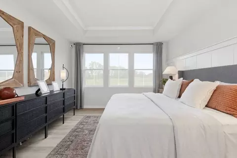 Bedroom - 377 Four Seasons Loop, Delaware, OH 43015 photo 3 of 5