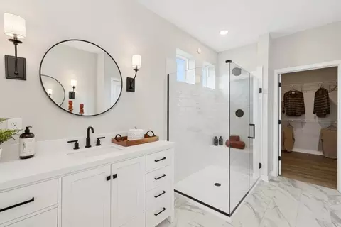 Bath - 377 Four Seasons Loop, Delaware, OH 43015 photo 1 of 3