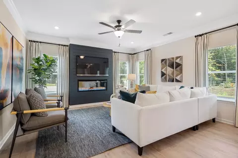 Living - 401 Nottely Dr, Temple, GA 30179 photo 3 of 9