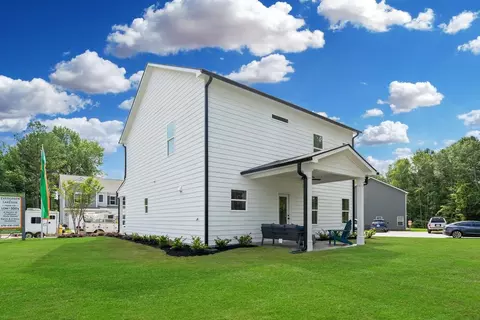 Exterior - 401 Nottely Dr, Temple, GA 30179 photo 13 of 21