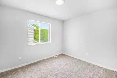 Bedroom - Perry Lake Drive, Perry, MI 48872 photo 3 of 8