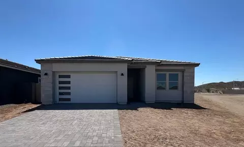 7943 W Desert Spoon Dr, Peoria, AZ 85383