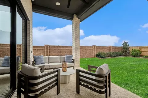 Exterior - 2000 Chapel Bridge Ct, Katy, TX 77493 photo 6 of 8