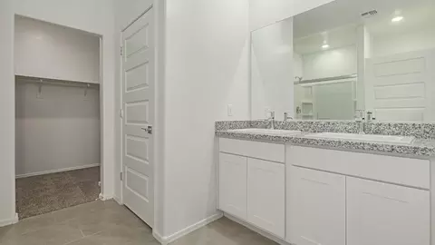 Bath - 9852 E Gray Hawk Dr, Tucson, AZ 85730 photo 1 of 8