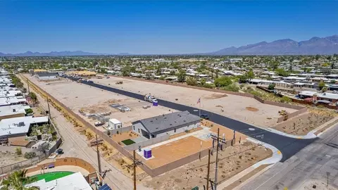 View/Area - 9852 E Gray Hawk Dr, Tucson, AZ 85730 photo 5 of 16
