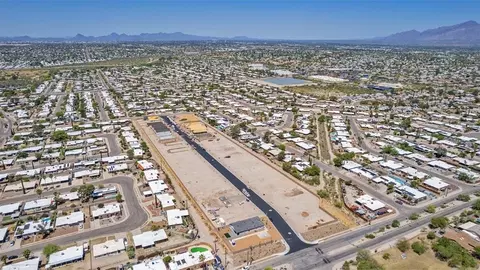 View/Area - 9852 E Gray Hawk Dr, Tucson, AZ 85730 photo 11 of 16