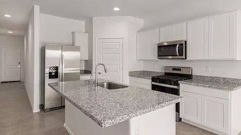 Kitchen - 9852 E Gray Hawk Dr, Tucson, AZ 85730 photo 3 of 10