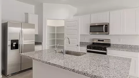 Kitchen - 9852 E Gray Hawk Dr, Tucson, AZ 85730 photo 1 of 10