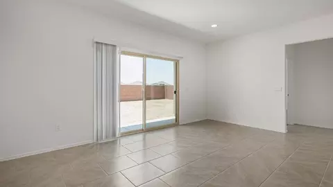 Living - 9852 E Gray Hawk Dr, Tucson, AZ 85730 photo 2 of 5