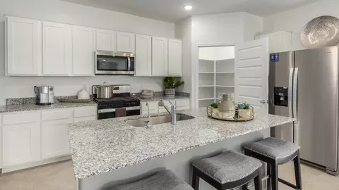 Kitchen - 9852 E Gray Hawk Dr, Tucson, AZ 85730 photo 10 of 10