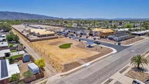 View/Area - 9852 E Gray Hawk Dr, Tucson, AZ 85730 photo 7 of 16