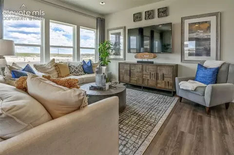 5205 Devers Ct, Colorado Springs, CO 80925