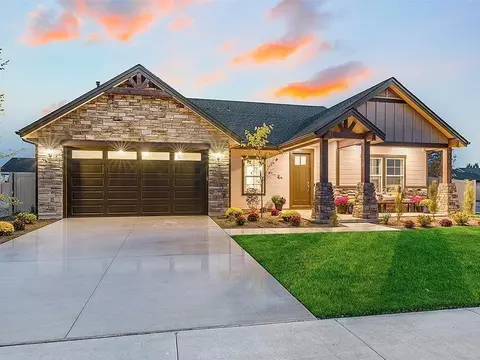 1919 Cashel St, Middleton, ID 83644
