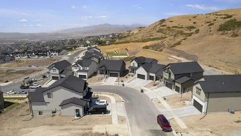 View/Area - 4550 N Horton Way, Draper, UT 84020 photo 5 of 8