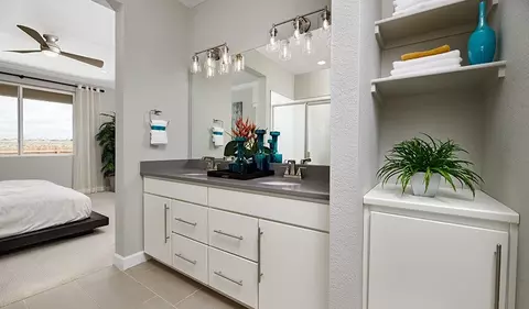 Bath - 24193 E 39th Ave, Aurora, CO 80019 photo 1 of 1