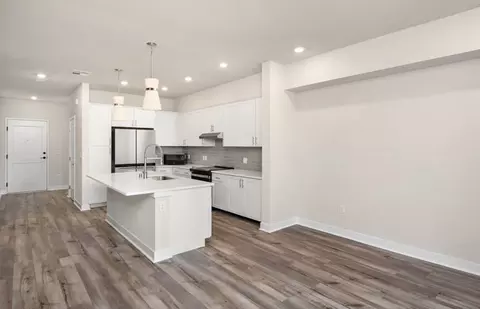 6949 NE 184th Ln UNIT 103, Kenmore, WA 98028
