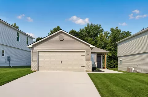 200 College Park Dr, Childersburg, AL 35044