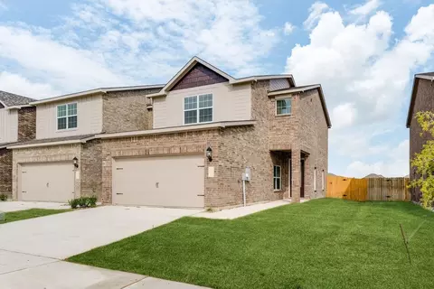 Exterior - 766 Carson Ln, Pilot Point, TX 76258 photo 3 of 6