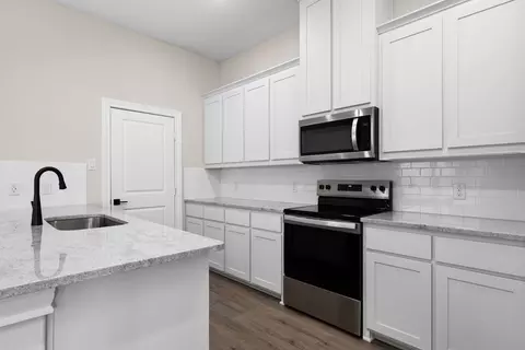 Kitchen - 766 Carson Ln, Pilot Point, TX 76258 photo 2 of 5