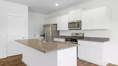 Kitchen - 7372 Bendire Loop, Hixson, TN 37343 photo 1 of 4