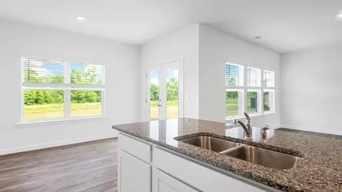 Kitchen - 7372 Bendire Loop, Hixson, TN 37343 photo 4 of 4