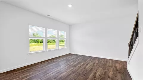 Living - 7372 Bendire Loop, Hixson, TN 37343 photo 1 of 3