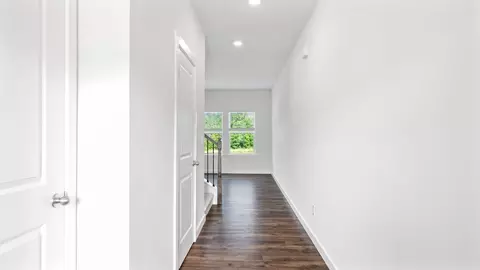Entry Way - 7372 Bendire Loop, Hixson, TN 37343 photo 1 of 4