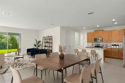 Dining - 5038 125th Ave E, Parrish, FL 34219 photo 1 of 2