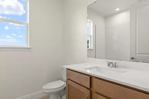 Bath - 5038 125th Ave E, Parrish, FL 34219 photo 2 of 2
