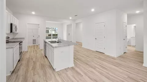 Entry Way - 20 Elderberry St, Freeport, FL 32439 photo 4 of 7