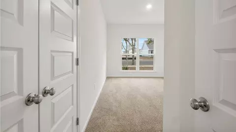 Entry Way - 20 Elderberry St, Freeport, FL 32439 photo 6 of 7