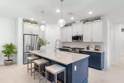 Kitchen - 724 Windchime St, Yulee, FL 32097 photo 3 of 4
