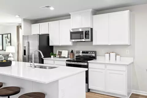 Kitchen - 6801 Pine Bark Dr, Hurlock, MD 21643 photo 4 of 5
