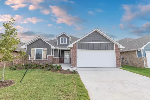 9324 Poppey Pl, Yukon, OK 73099