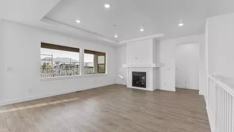 Living - 718 N 1600 E, Salem, UT 84653 photo 1 of 7