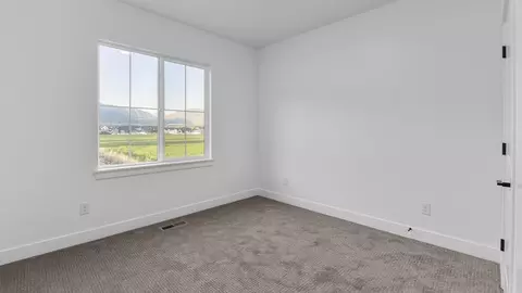 Bedroom - 718 N 1600 E, Salem, UT 84653 photo 1 of 9
